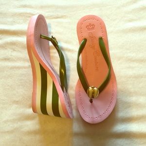 Juicy Couture wedge flip flops